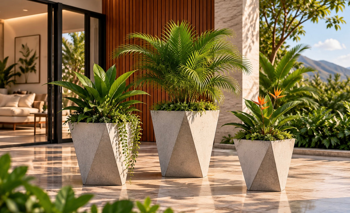 Pirámides en concreto – Las Palmas y Jardines de Manuel