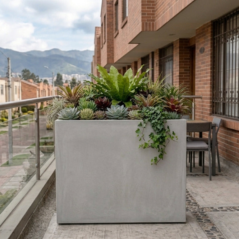 Jardinera en Concreto 110x20x100 cm