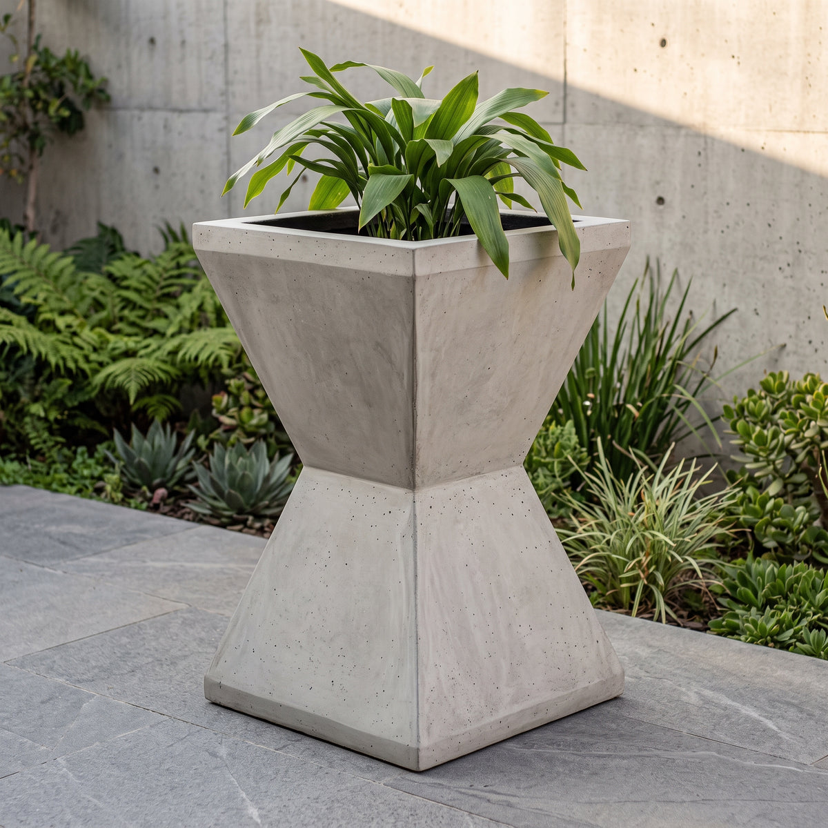 Reloj de arena en Concreto 60x60x80 cm