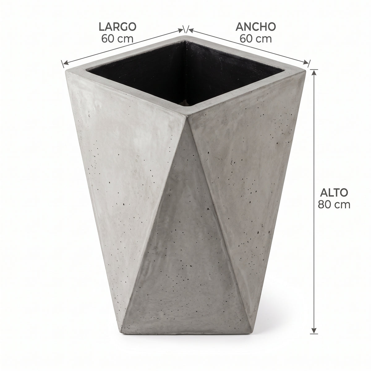 Pirámide en Concreto 60x60x80 cm — foto 5 de 5