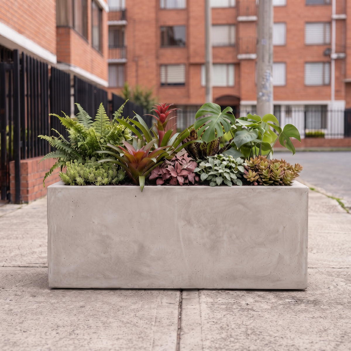 Jardinera en Concreto 100x70x40 cm