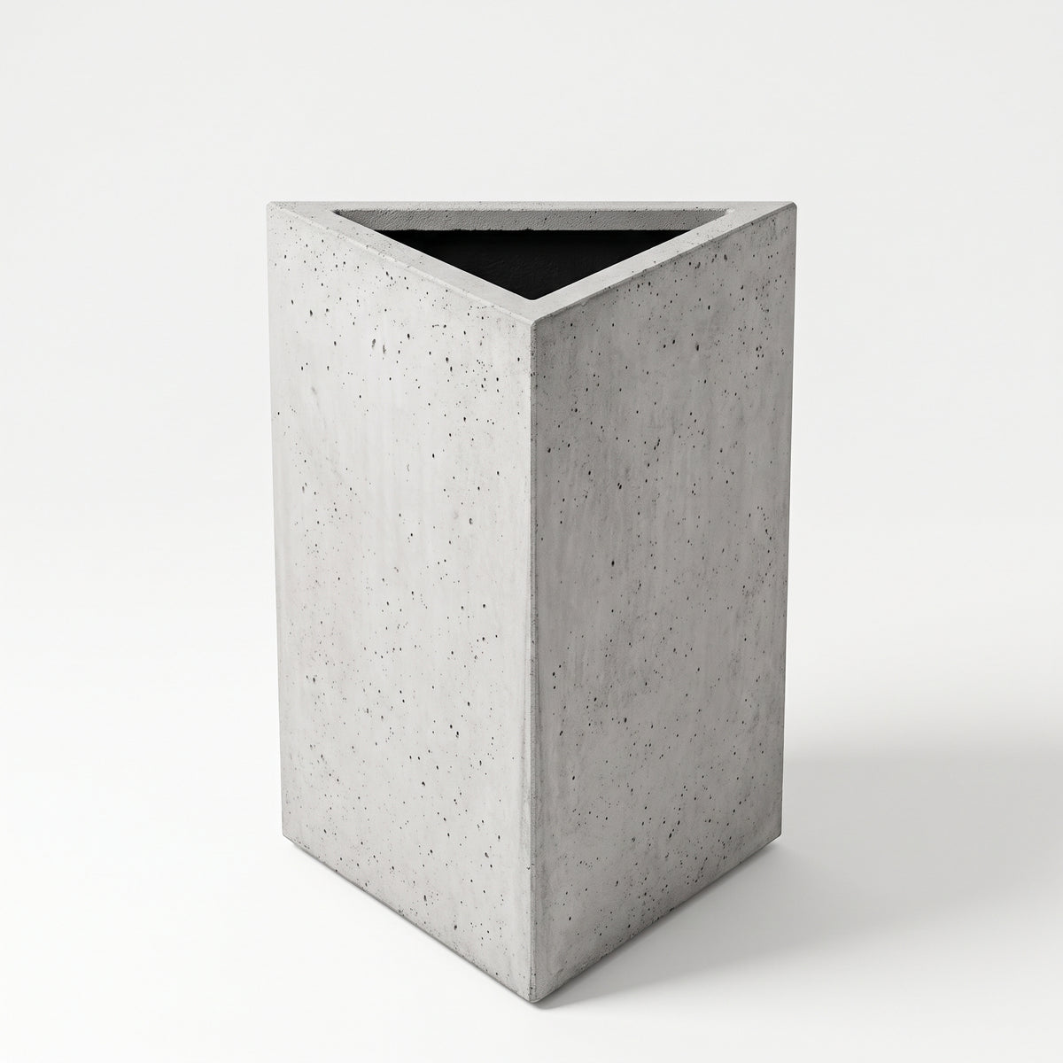 Triangular en Concreto 40x40x80 cm — foto 2 de 5